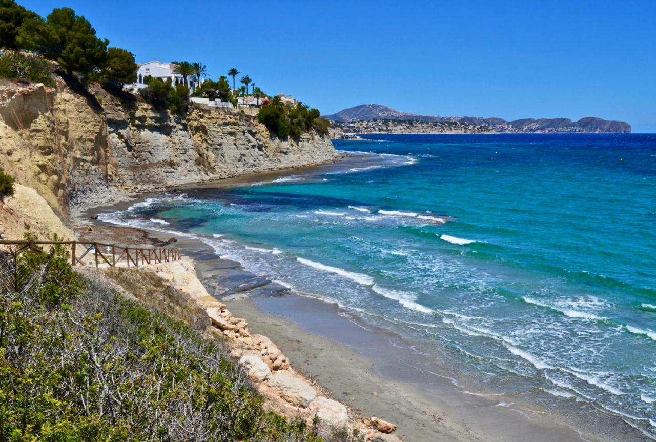 הוילה קלפה Calalga Сasa Frente A La Playa Con Piscina Privada מראה חיצוני תמונה