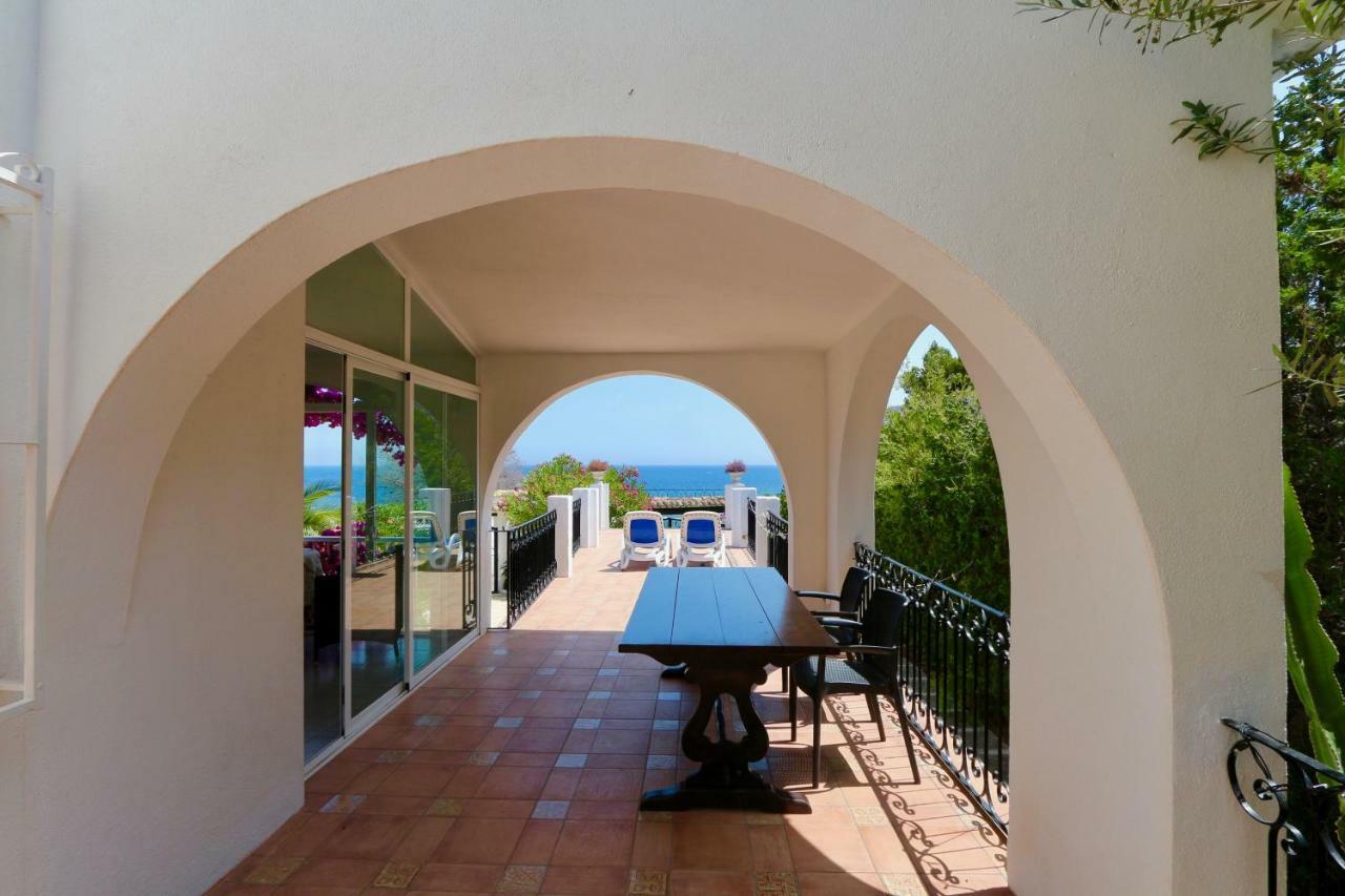 הוילה קלפה Calalga Сasa Frente A La Playa Con Piscina Privada מראה חיצוני תמונה